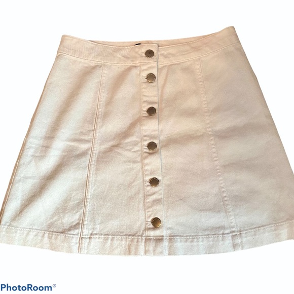 H&M Button Skirt - Picture 7 of 7